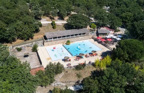 Crayssac Ski Chalet | Campsite Les Reflets du Quercy * - Chalet Family - 2 bedrooms 5 people