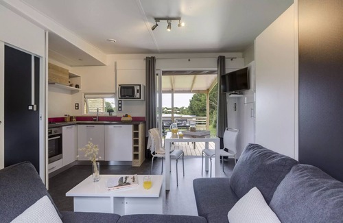 Saint-Julien-des-Landes House | Campsite Village de la Guyonnière * - 3-Room Premium Cottage 4 People