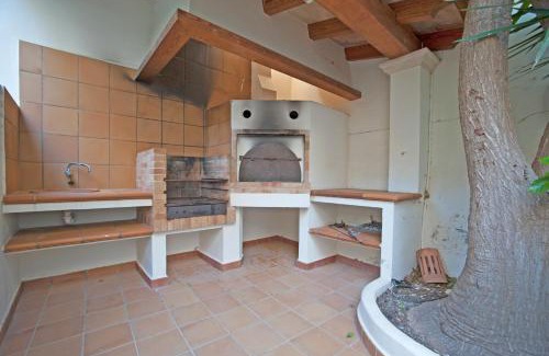 Portocolom House | Can Alou, Village House With Mediterranean Charme