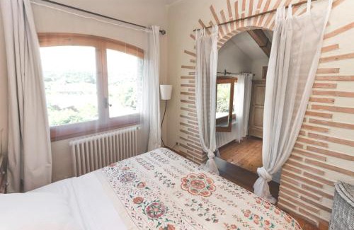 Llica d'Amunt Bed & Breakfast | Can Caponet