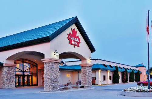 Portage La Prairie Hotel | Canad Inns Destination Centre Portage la Prairie