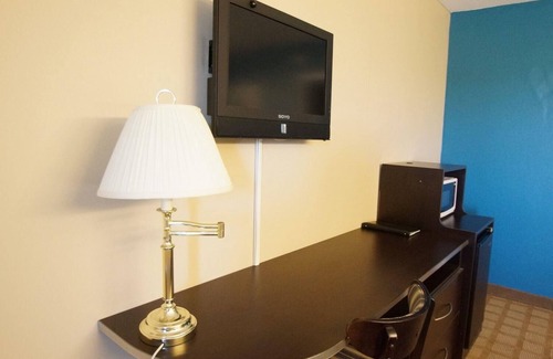 York - Haig Hotel | Canadas Best Value Inn St. Catharines