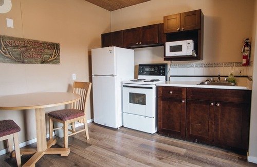 East Kootenay Hotel | Canadas Best Value Inn & Suites Fernie