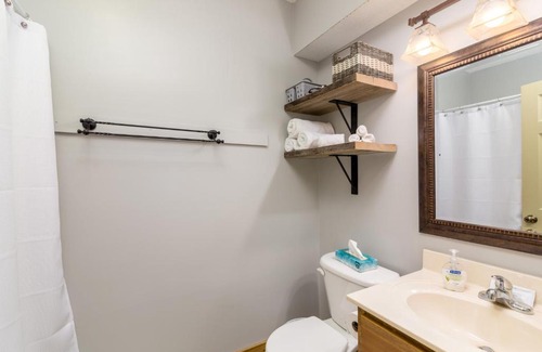 Millersburg House | Canadian Hemlock . Trailside Lodging