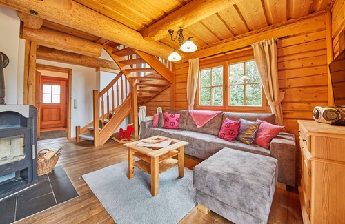 Saalbach-Hinterglemm Ski Chalet | Canadian log cabin in the heart of Saalbach-Hinterglemm with JokerCard in Summer