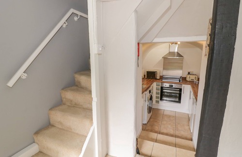 Jackfield Cottage | CANAL COTTAGE, romantic, character holiday cottage in Coalport