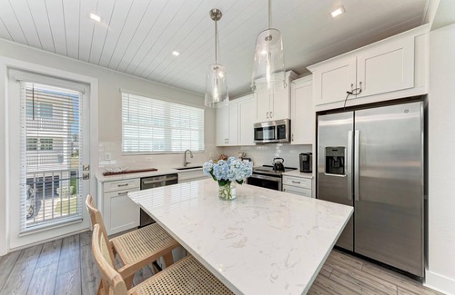 Cortez House | Canal Front Sweet & Salty Beach House in Cortez, FL, Pool & Boat Dock