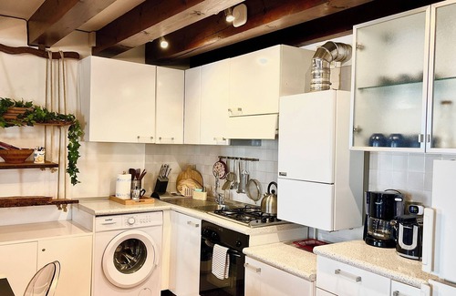 Cannaregio Apartment | Canal View - PLEASE READ THE DESCRIPTION