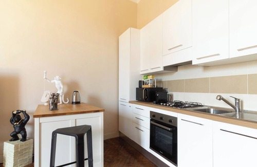 Old Town Apartment | Canalchiaro Suite, Modena Center, 6 guests, Cathedral view