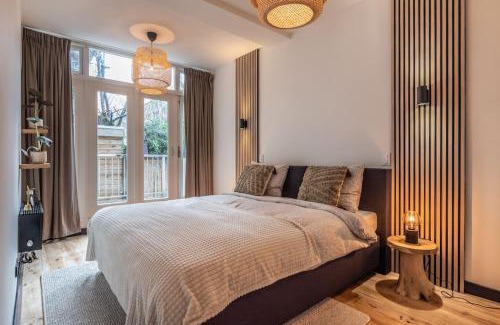 Oude Pijp Apartment | CanalView Luxury Apartment