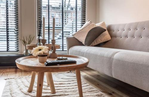 Oude Pijp Apartment | CanalView Luxury Apartment