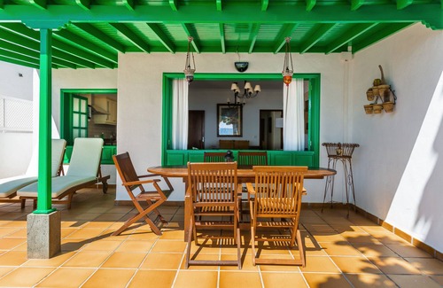 Playa Honda House | Canarian villa with fabulous views of the Atlantic Sea
