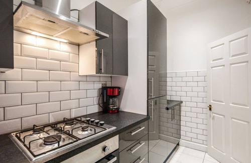 Canary Wharf House | Canary Wharf Spacious and Large Apartment with Parking