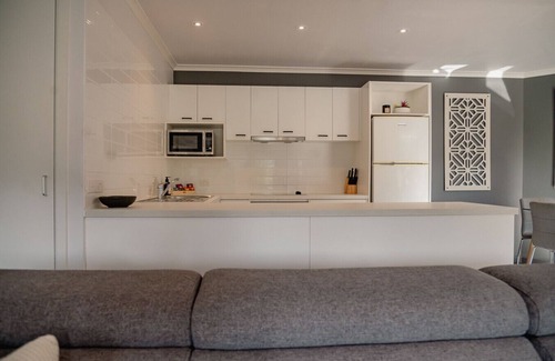 Metung Villa | Candlebark at Boardwalk Villas