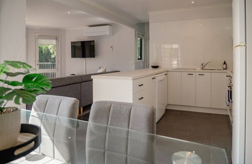 Metung Villa | Candlebark at Boardwalk Villas