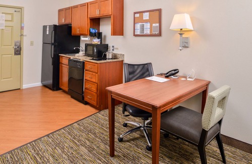 Abilene Hotel | Candlewood Suites ABILENE by IHG