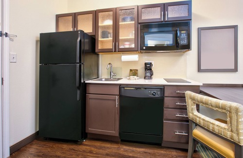 Fort Worth Hotel | Candlewood Suites DFW South by IHG