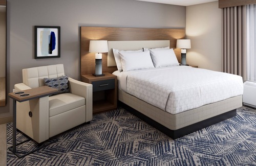 Jackson Hotel | Candlewood Suites Jackson by IHG