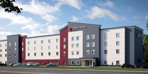 McPherson Hotel | Candlewood Suites McPherson by IHG