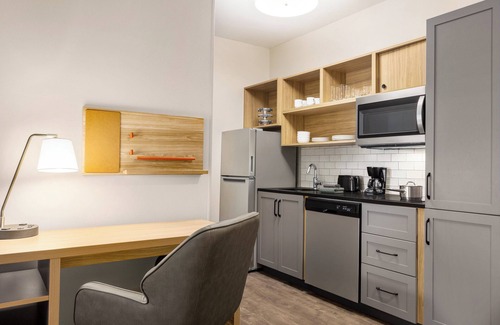 Mechanicstown Hotel | Candlewood Suites Middletown Goshen by IHG