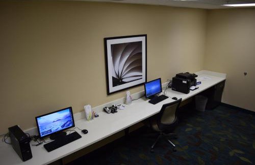 Monahans Hotel | Candlewood Suites Monahans by IHG
