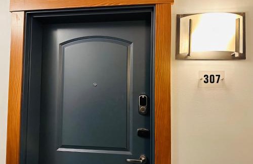 Canmore Apartment | Canmore Mountain Retreat - Heated Pool & Hot-tub