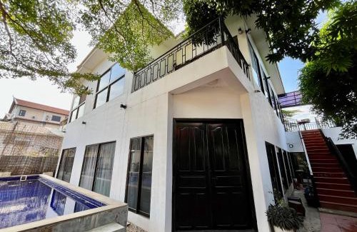 Siem Reap Apartment | Canopy Pool Villa