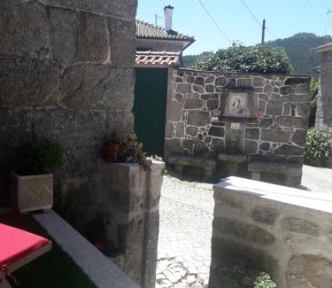 Fatauncos House | Cantinho da Fonte
