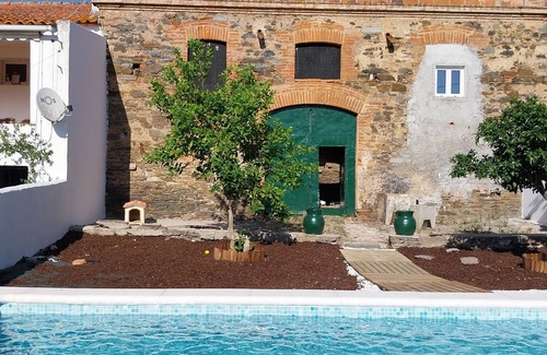 Terena House | Cantinho de Terena - Smells of the Earth | Family House with Pool and Tradition