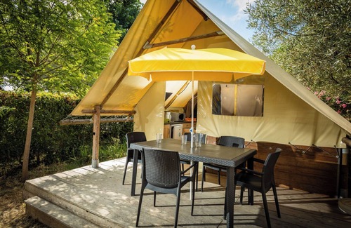 Bouzigues Cabin | Canvas hut near Etang de Thau! Book on : https:/www.lou-labech.fr/