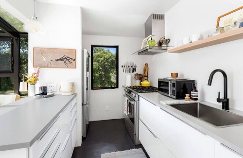 Topanga House | Canyon Crest Cottage and Garden in Topanga Canyon