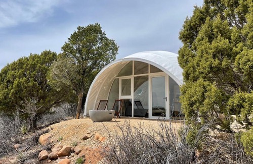 Monticello Resort | Canyon Rim Domes - A Luxury Glamping Experience!