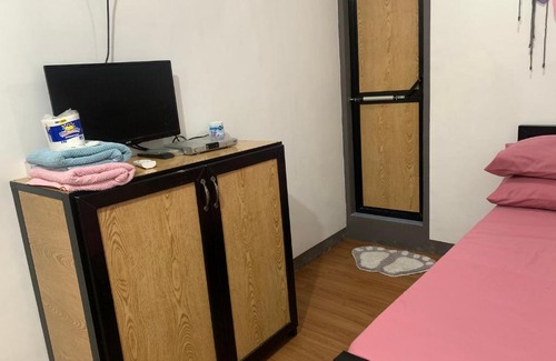Romblon Island House | Capaclan Centro Private Room