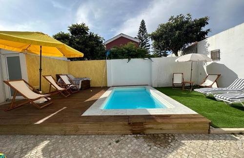 Costa de Caparica House | Caparica-Pool and walking distance to the beach