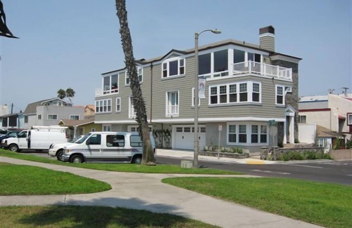 Sunset Beach House | Cape Catalina 'A' - Oceanview Home