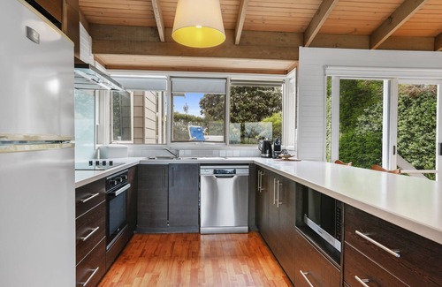 Marengo House | Cape Paradiso - Ocean At Your Doorstep, WIFI