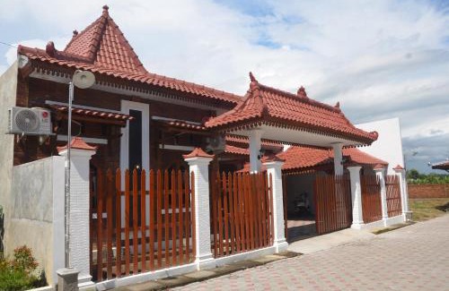 Prambanan Hotel | Capital O 93719 Homestay Omah Bidadari