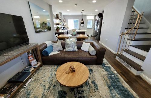 Northeast House | Capitol Hill Adj Home with Parking and Easy Access to Downtown