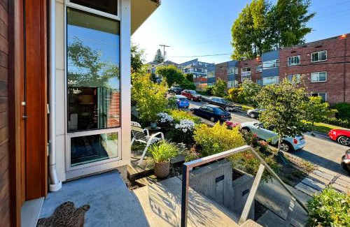 Mann House | Capitol Hill Kitty Corner