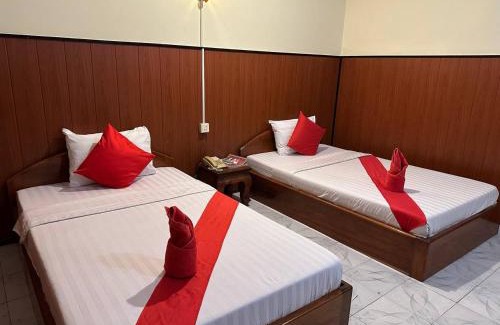 Prampir Makara Hotel | Capitol One