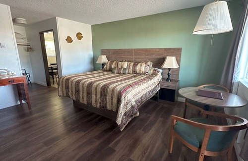 Charleston Hotel | Capt John's Motel
