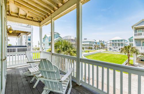 Beachside Village House | Captain's Retreat
