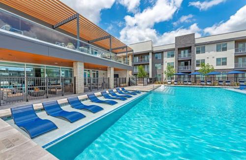 Fort Worth Apartment | Captivating 1BD1BA Beautiful Pool in Fort Worth