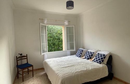 Sauve House | Captivating 2-Bed, 1 bath Cottage, Private Garden & Shared Pool in Sauve