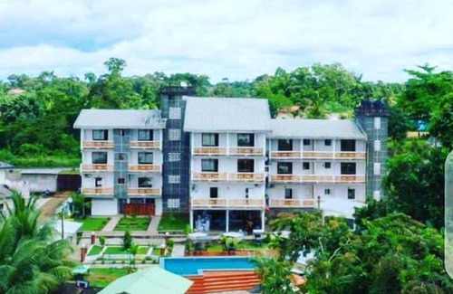Dja-et-Lobo Apartment | Captivating 3-Bed Apartment in Kribi