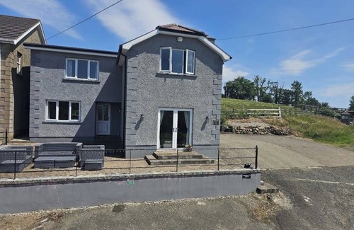 Magherafelt House | Captivating, Spacious 4 bedroom