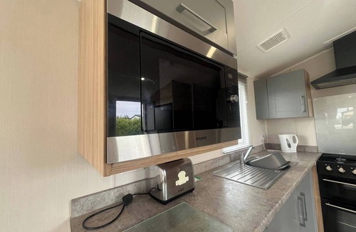 Fleetwood Ski Chalet | Caravan-blackpool-familyfriendly-activities