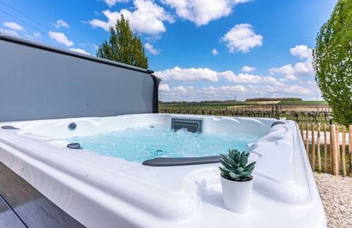 Reaux sur Trefle House | Caravan in the heart of the vineyards