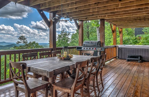 Morganton Cabin | Cardinal Ridge by Escape to Blue Ridge