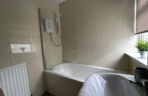 Glasgow House | Cardonald House